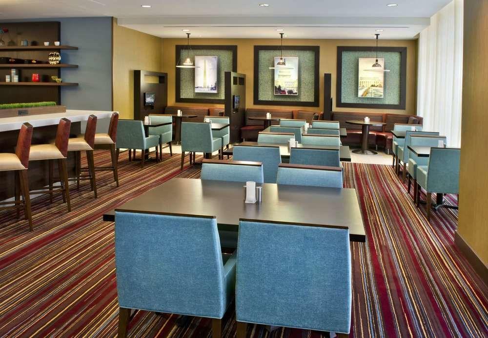 Courtyard By Marriott Washington, D.C./Foggy Bottom Hotel Exterior foto
