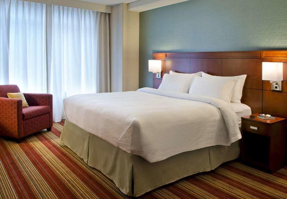 Courtyard By Marriott Washington, D.C./Foggy Bottom Hotel Exterior foto