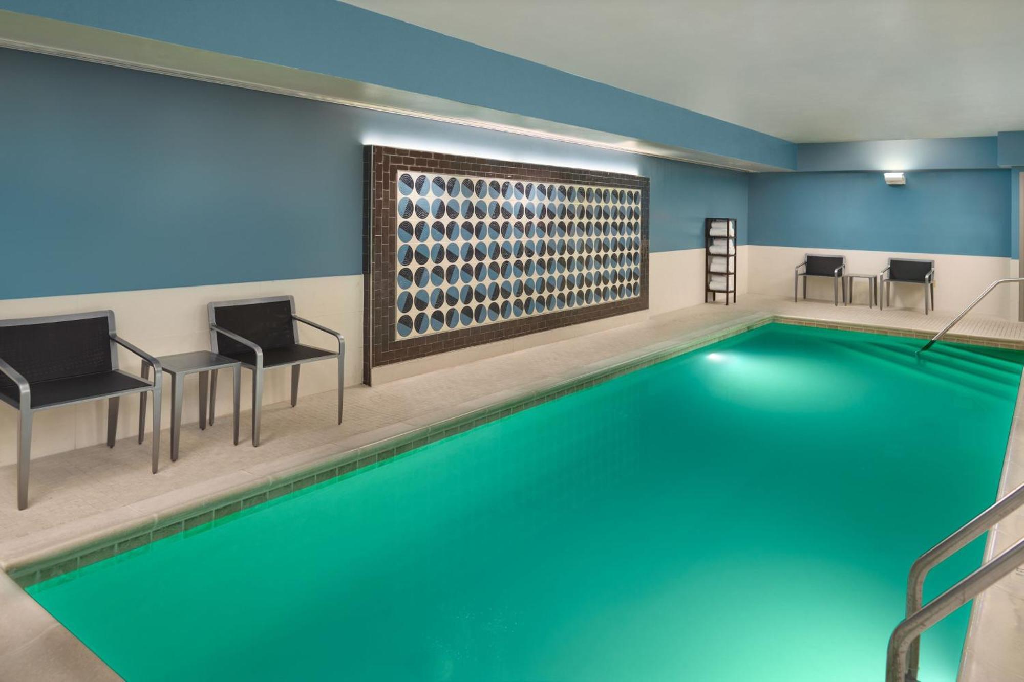 Courtyard By Marriott Washington, D.C./Foggy Bottom Hotel Exterior foto